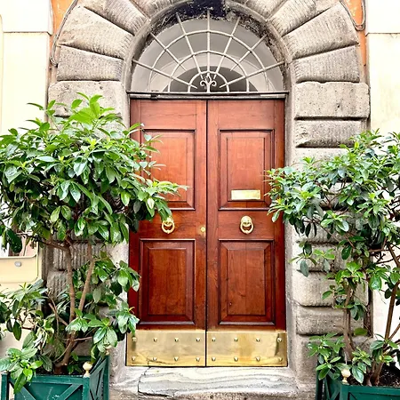 Luxury Historic Center Apartmán